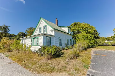 9 Harrison Ave, Buzzards Bay, MA 02532 photo 8