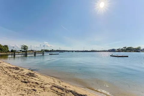9 Harrison Ave, Buzzards Bay, MA 02532 photo 5