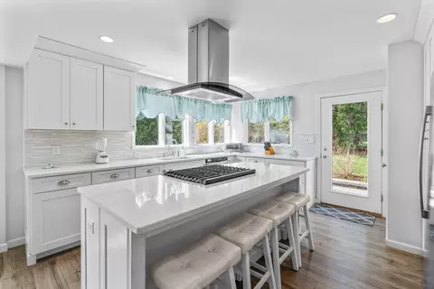 Kitchen - 37 Uncle Henrys Rd, Mashpee, MA 02649 photo 3 of 3