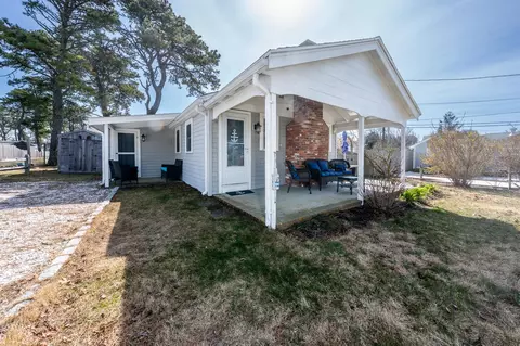 242 Old Wharf Rd UNIT F2, Dennis Port, MA 02639