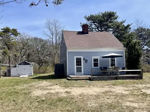 90 Rolling Ln, Eastham, MA 02642