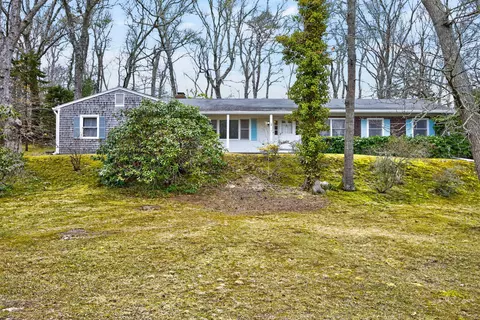 4 Nickerson Rd, Orleans, MA 02653