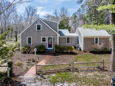 2155 Old Kings Hwy, Wellfleet, MA 02667