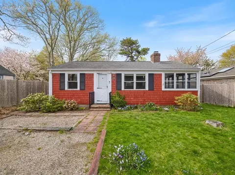 249 Winslow Gray Rd, West Yarmouth, MA 02673