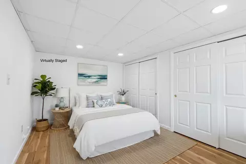 Bedroom - 395 Kendrick Ave, Wellfleet, MA 02667 photo 9 of 9