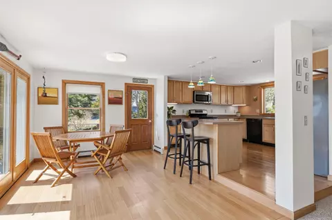 Dining - 395 Kendrick Ave, Wellfleet, MA 02667 photo 1 of 3