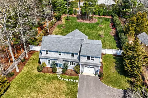 176 Bumps River Rd, Osterville, MA 02655