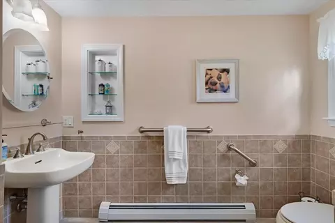 Bath - 75 Trout Brook Rd, Cotuit, MA 02635 photo 2 of 3