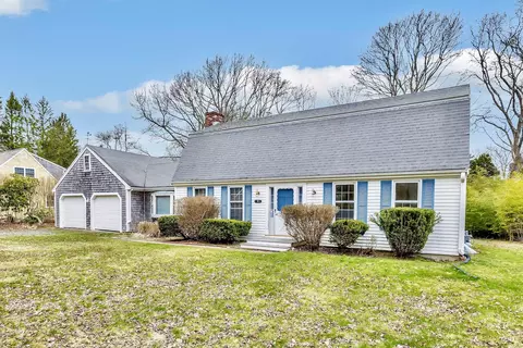 5 Dale Terrace Ext, Sandwich, MA 02563