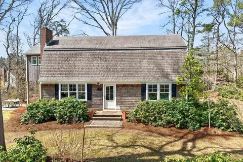 47 Flying Dragon Rd, Brewster, MA 02631