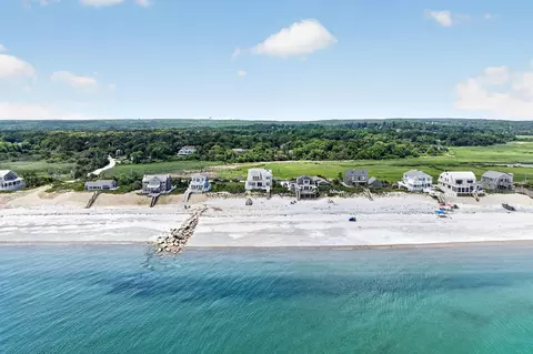 16 Salt Marsh Rd, East Sandwich, MA 02537