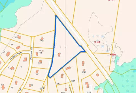 1 Old Pilgrim Trl, Marshfield, MA 02050