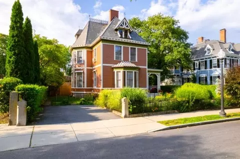 97 Madison St, New Bedford, MA 02740