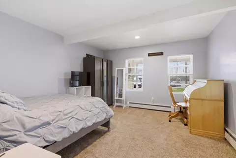 Bedroom - 13 Harrison Ave, Buzzards Bay, MA 02532 photo 4 of 7