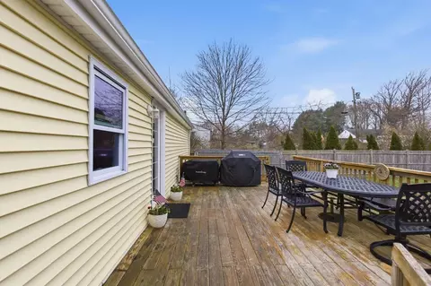 Exterior - 13 Harrison Ave, Buzzards Bay, MA 02532 photo 5 of 7