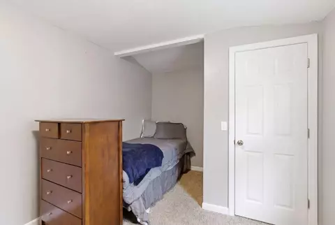 Bedroom - 13 Harrison Ave, Buzzards Bay, MA 02532 photo 1 of 7