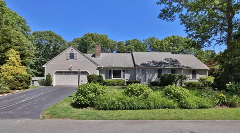 35 Terrace Hill Dr, East Dennis, MA 02641