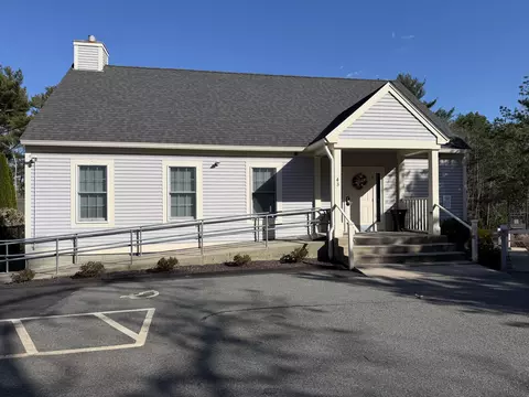 Exterior - 9 Red Cedar Rd UNIT 9, Mashpee, MA 02649 photo 7 of 8