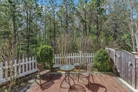 Exterior - 9 Red Cedar Rd UNIT 9, Mashpee, MA 02649 photo 6 of 8