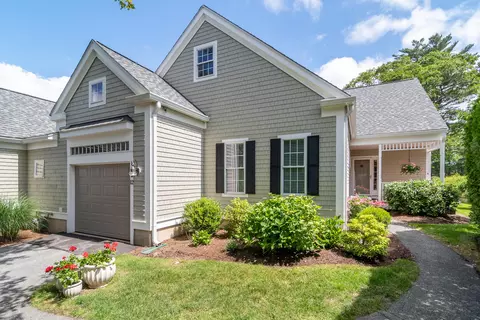 12 Sea Knoll Ct UNIT 12, Bourne, MA 02532