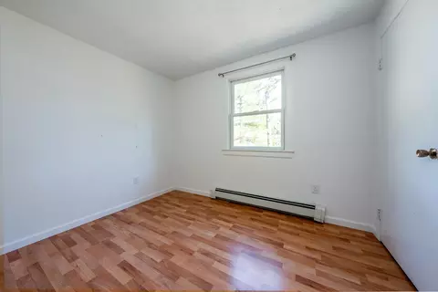 Bedroom - 67 Crawford Rd, Cotuit, MA 02635 photo 5 of 6
