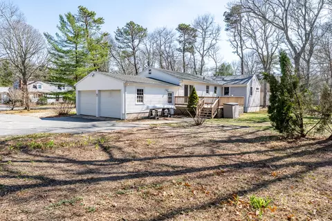 Exterior - 67 Crawford Rd, Cotuit, MA 02635 photo 4 of 4