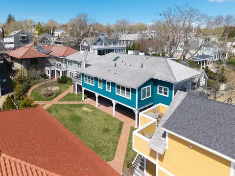 20 Union Ct #C, Vineyard Haven, MA 02568