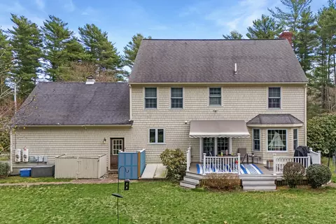 Exterior - 842 Main St, Wareham, MA 02571 photo 5 of 13