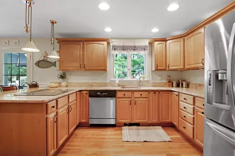 Kitchen - 842 Main St, Wareham, MA 02571 photo 1 of 3