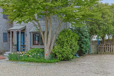 5 Seashore Park Dr UNIT 1, Provincetown, MA 02657