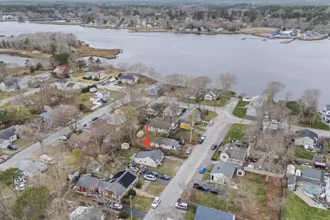 10 3rd Ave, Wareham, MA 02571 photo 2