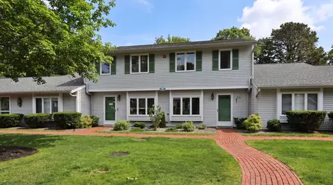 174 Lowell Rd UNIT 76, Mashpee, MA 02649
