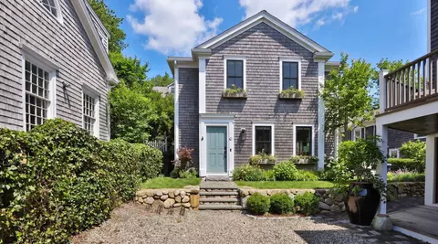 420 Commercial St UNIT C, Provincetown, MA 02657