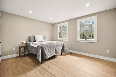 Bedroom - 67 Whippoorwill Cir, Mashpee, MA 02649 photo 1 of 10