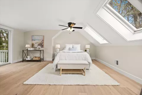 Bedroom - 67 Whippoorwill Cir, Mashpee, MA 02649 photo 9 of 10