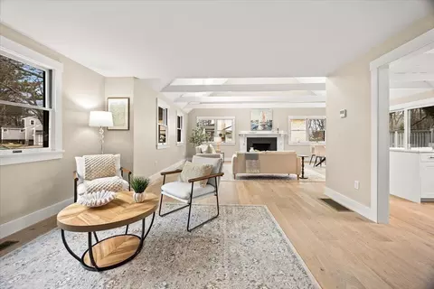 Living - 67 Whippoorwill Cir, Mashpee, MA 02649 photo 2 of 10