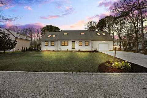 Exterior - 67 Whippoorwill Cir, Mashpee, MA 02649 photo 7 of 8