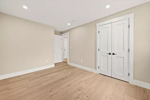 Bedroom - 67 Whippoorwill Cir, Mashpee, MA 02649 photo 4 of 10