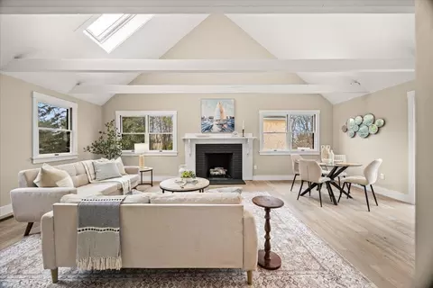 Living - 67 Whippoorwill Cir, Mashpee, MA 02649 photo 6 of 10