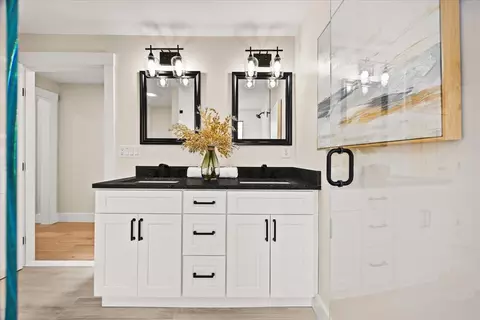 Bath - 67 Whippoorwill Cir, Mashpee, MA 02649 photo 6 of 6