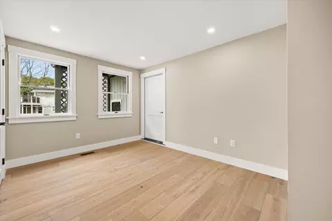 Bedroom - 67 Whippoorwill Cir, Mashpee, MA 02649 photo 3 of 10