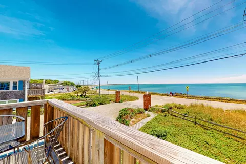 690 Commercial St UNIT 1D, Provincetown, MA 02657