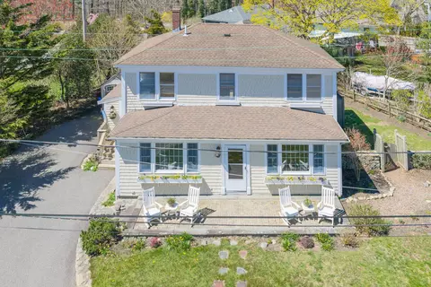 138 County Rd, North Falmouth, MA 02556