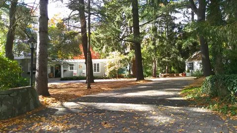 21 Brackenbury Ln, Beverly, MA 01915