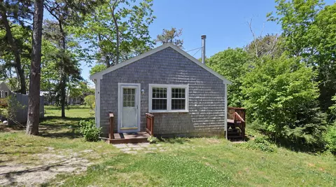 60 Long Ave UNIT A, Wellfleet, MA 02667