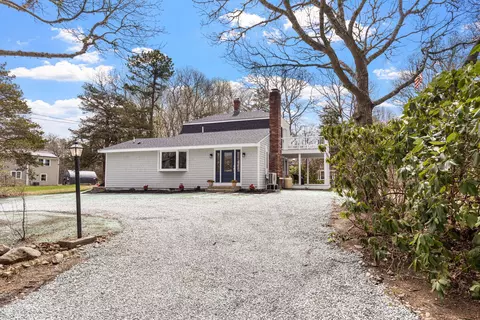 Exterior - 5 Bell Rd #5, Bourne, MA 02532 photo 2 of 6