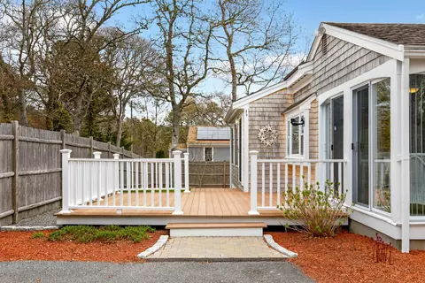 Exterior - 10 Danielle Dr, South Dennis, MA 02660 photo 4 of 9