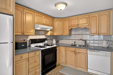Kitchen - 10 Danielle Dr, South Dennis, MA 02660 photo 1 of 3