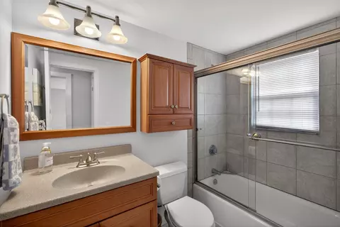 Bath - 10 Danielle Dr, South Dennis, MA 02660 photo 1 of 1
