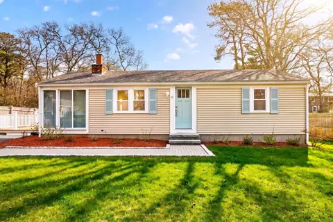 10 Danielle Dr, South Dennis, MA 02660